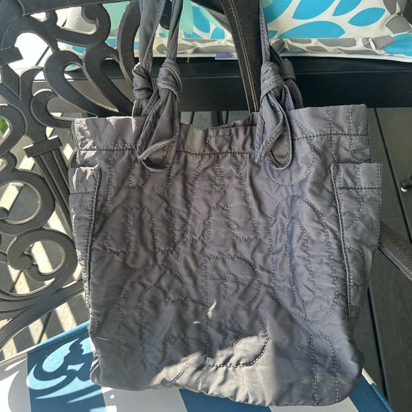 MARC By MARC JACOBS Quilted Gray Tote Bag - Picture 5 of 14